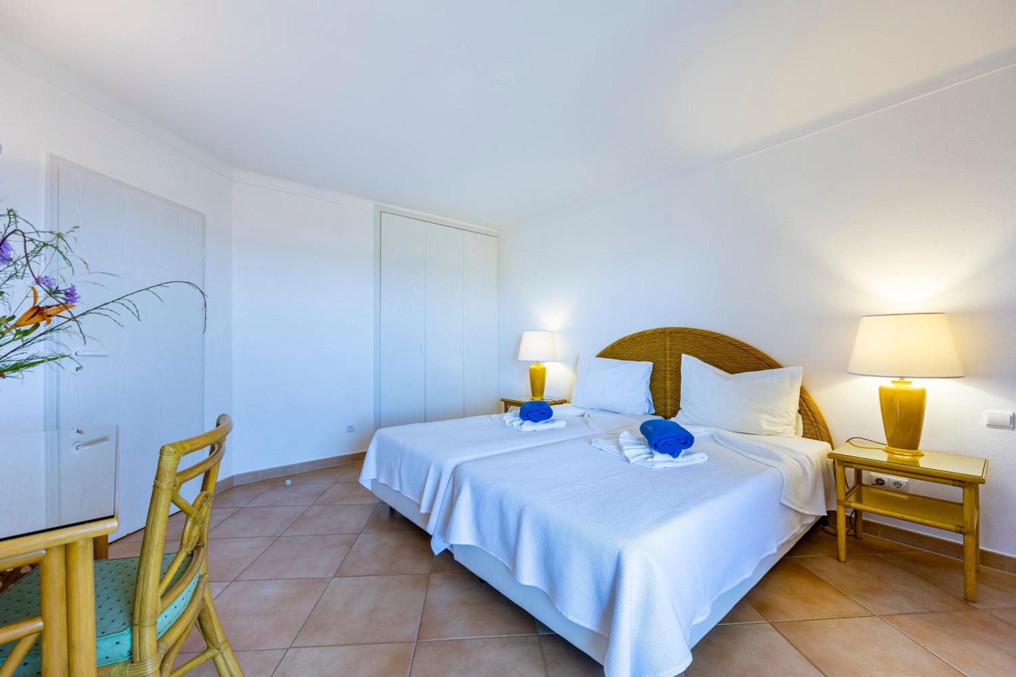 Vila Palmeira Beach Resort Lagos Exteriör bild