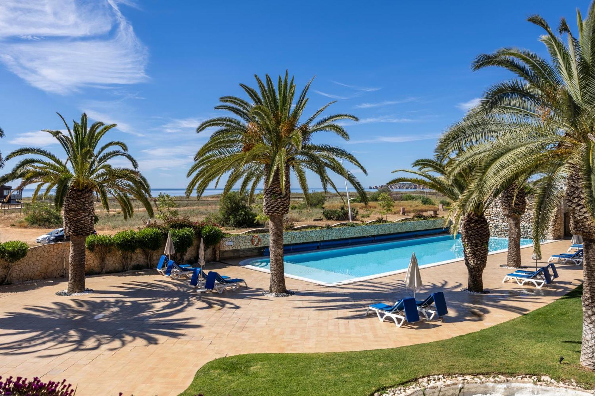 Vila Palmeira Beach Resort Lagos Exteriör bild