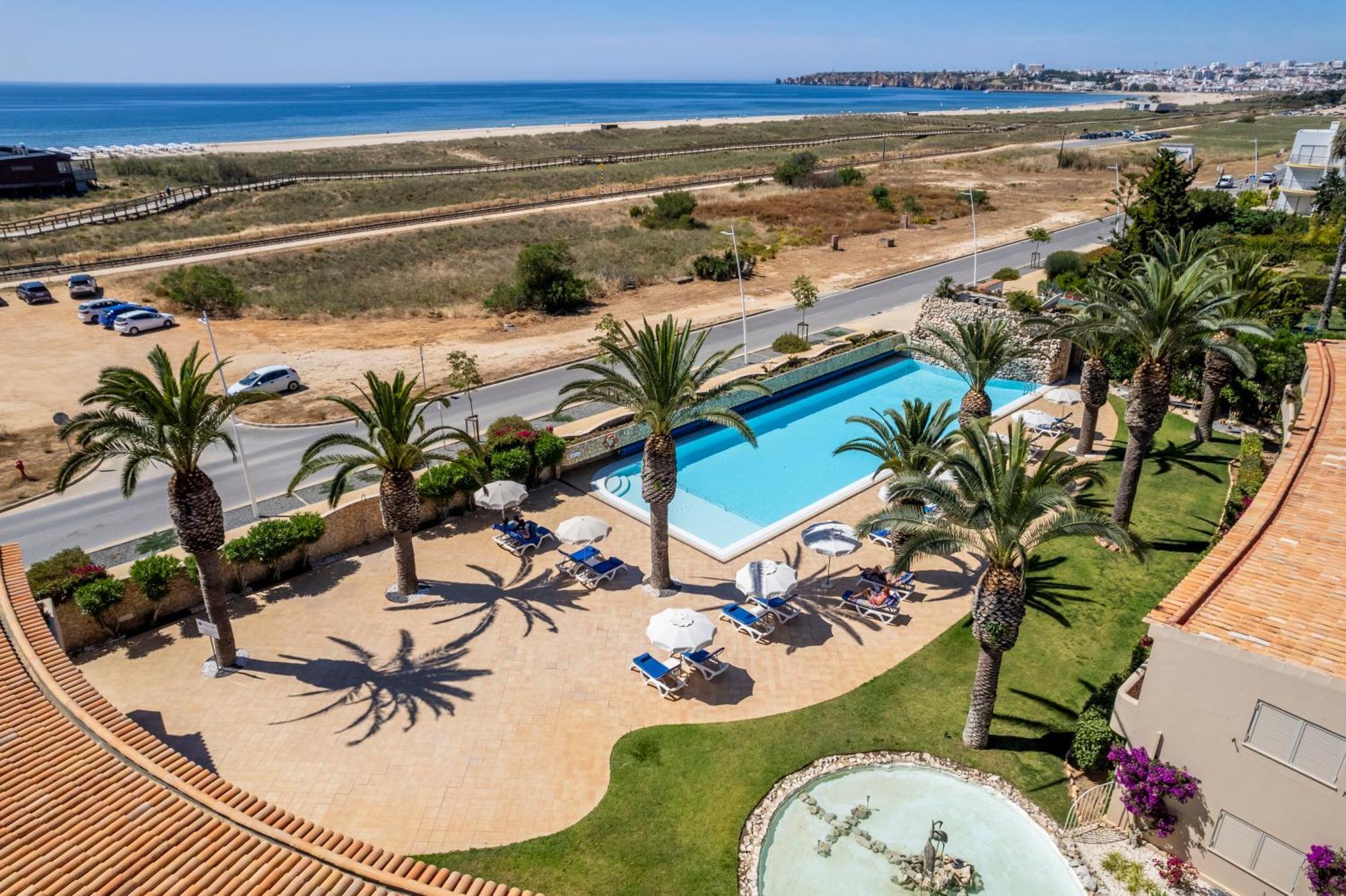Vila Palmeira Beach Resort Lagos Exteriör bild