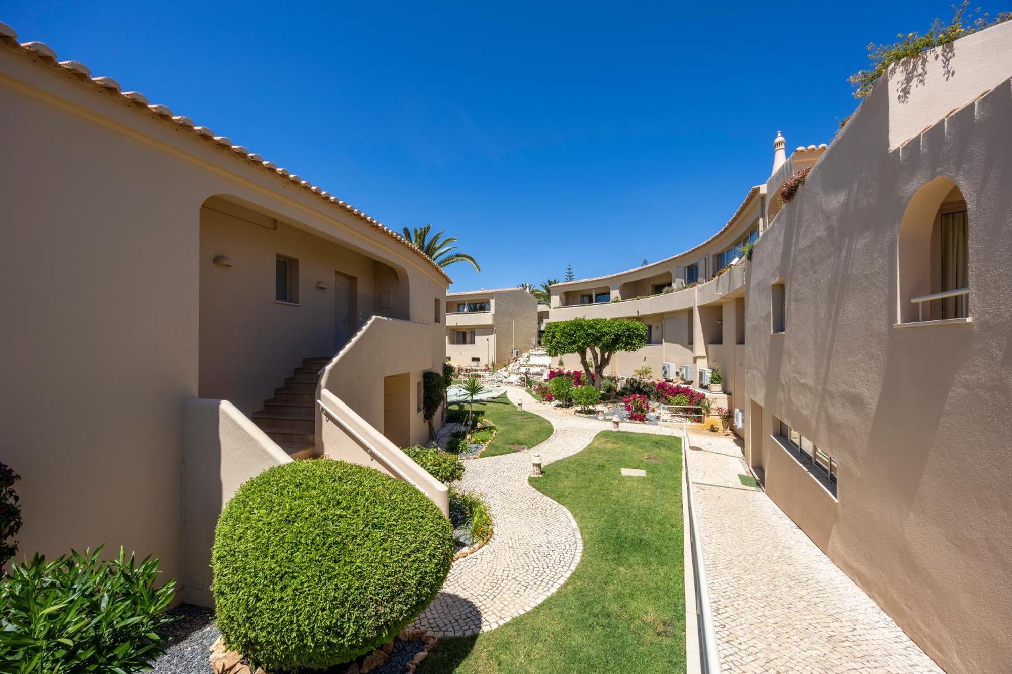 Vila Palmeira Beach Resort Lagos Exteriör bild
