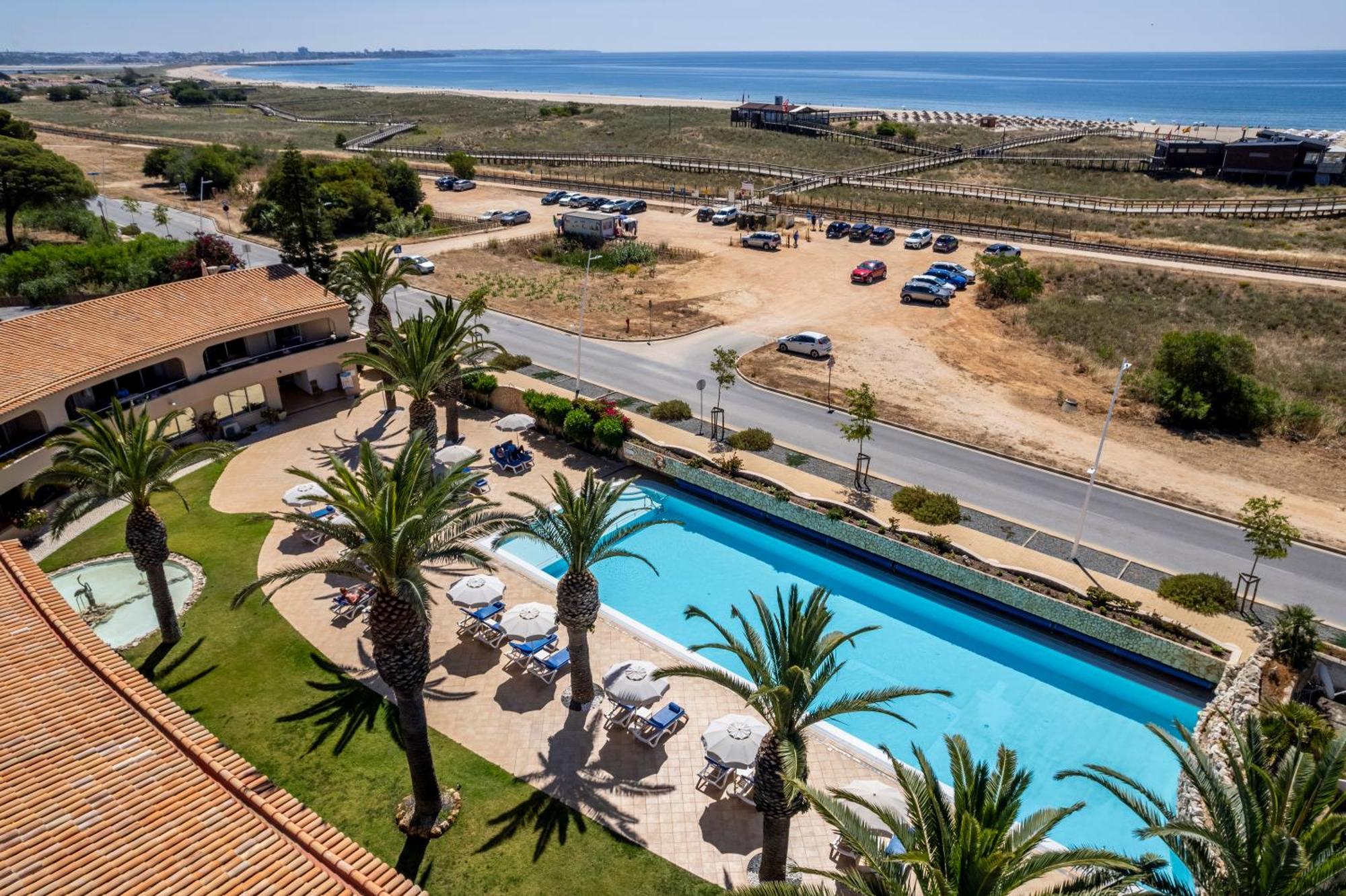 Vila Palmeira Beach Resort Lagos Exteriör bild